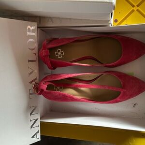 Ann Taylor Women's Vibrant Red Flats